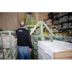 Documentos descartados pela PCPR são reciclados e ajudarão entidades assistenciais